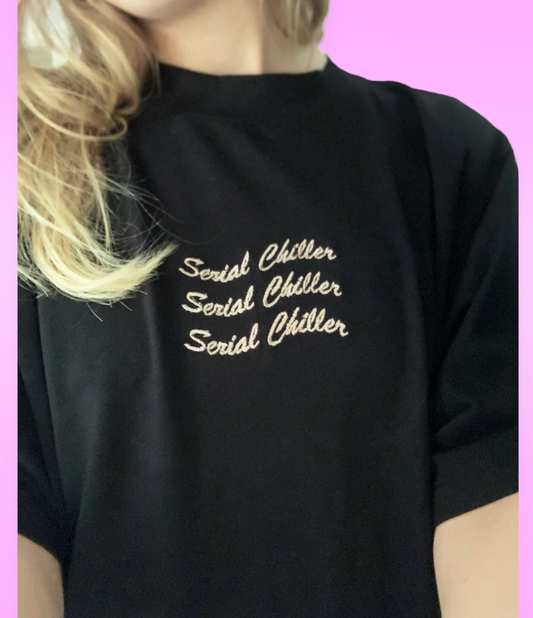 SERIAL CHILLER EMBROIDERED SLOGAN OVERSIZED TEE